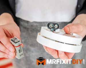 changing smoke alarm battery carbon monoxide winterize your home